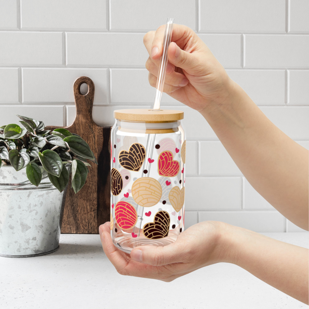 Love Conchas Glass Cup